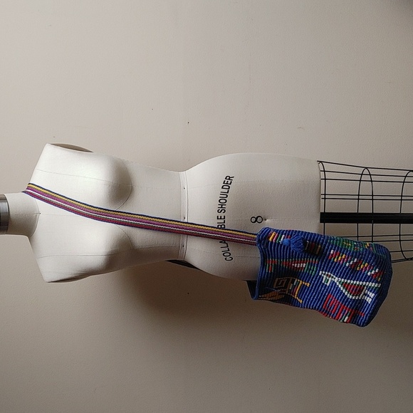 Colorful Crocheted Bucket Bag from Central or South America in Blue - Picture 3 of 16